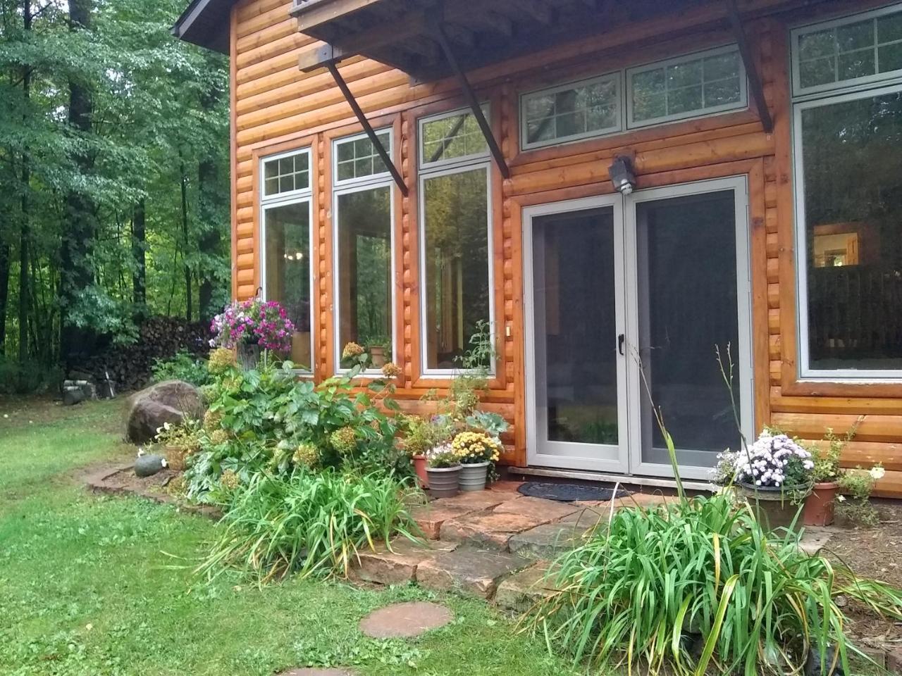 Bed And Breakfast Suite At The Wooded Retreat Pine City Luaran gambar